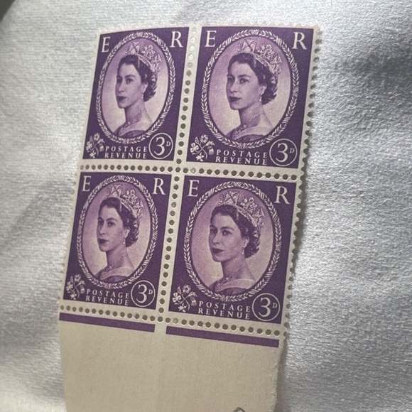 3D Multiple Crowns Wilding Unmounted Block Of 4 unused #204254104347 - Picture 4 of 6